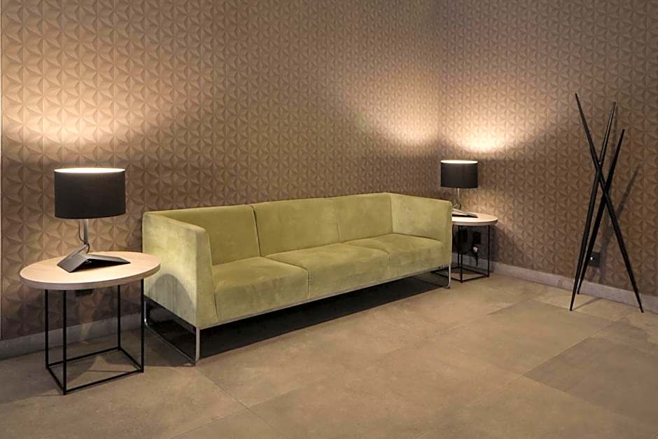 City Express Plus by Marriott Monterrey Galerias