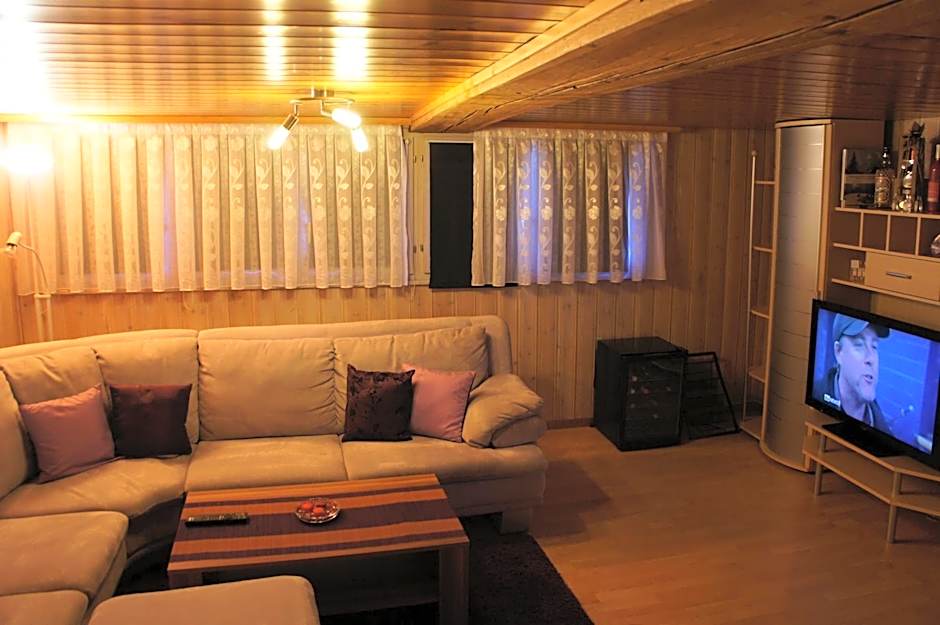 Petit Helvetia Budget Hotel