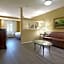 Azure Hotel & Suites Ontario, A Trademark Collection Hotel
