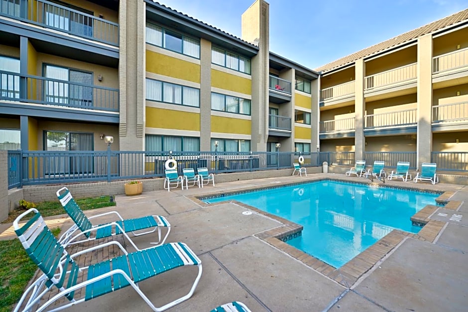 Americas Best Value Inn & Suites Extended Stay Tulsa