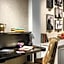 The Algonquin Hotel Times Square, Autograph Collection by Marriott