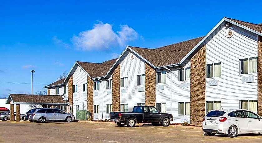 Econo Lodge Inn & Suites Pekin - Peoria Area