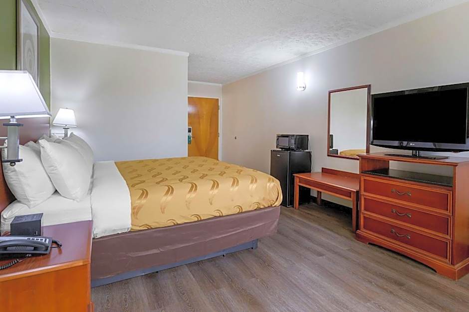Quality Inn - Roxboro South