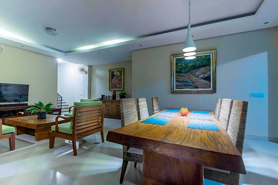 Belvilla Elegant Luxury Pandawa Beach