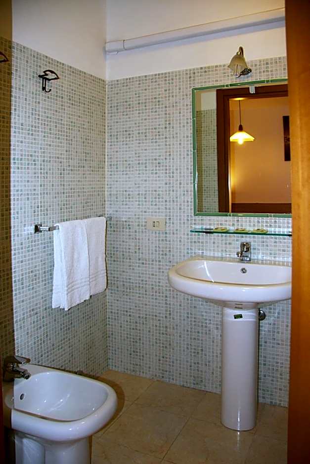 Hotel Adelchi