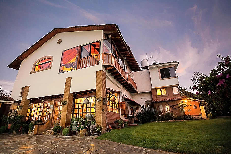 Htl & Villas Las Glorias Mazamitla, céntricas, parking, jardín