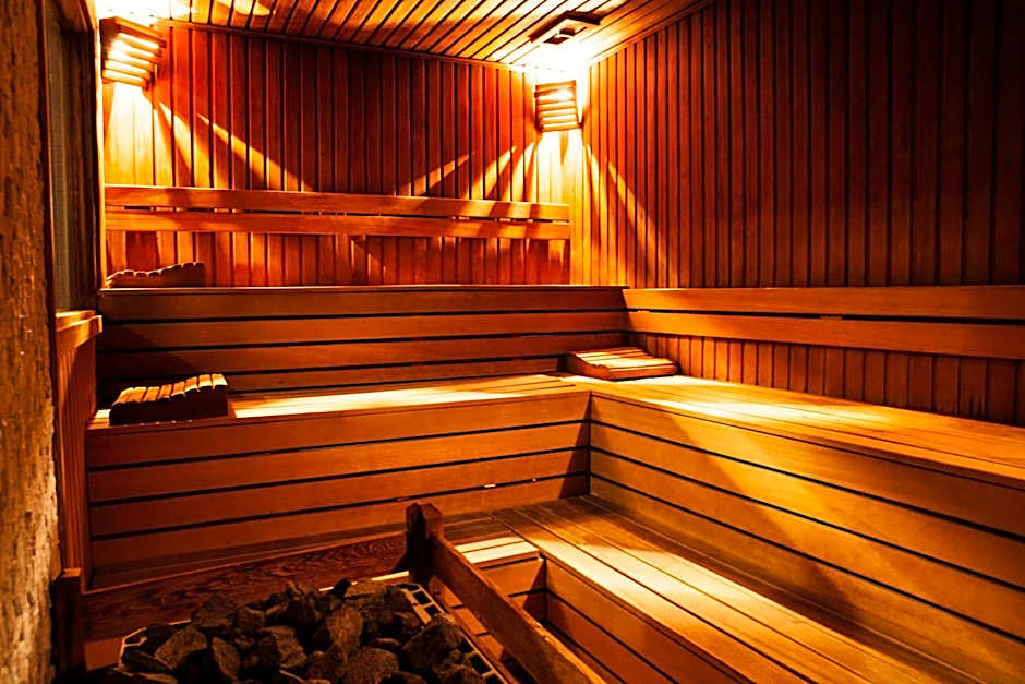 Midas Hotel