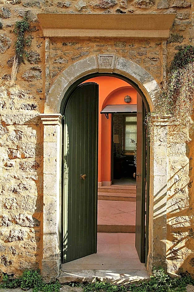 The Captain's House Boutique Hotel