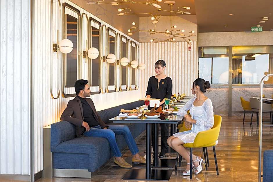 The Den Bengaluru, Lxr Hotels & Resorts