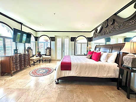King Suite with Spa Bath