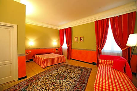 Deluxe Triple Room