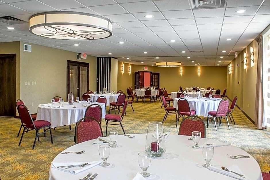 Lifestyle Inn Cedar Falls