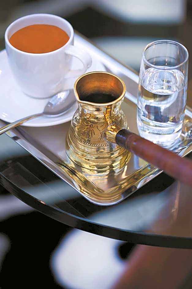Traders Hotel, Abu Dhabi