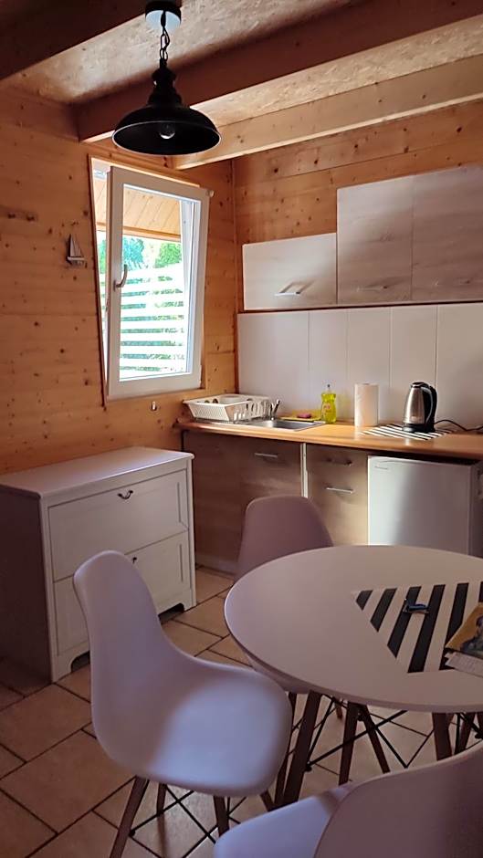 Piętrowe DOMKI KLIF 6os,Duże tarasy Dzika plaża Łąka Bociek Cisza Szlaki rowerowe Pieski 25zldzien