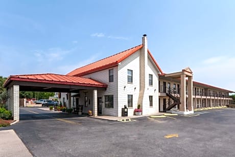 Super 8 by Wyndham Fredericksburg