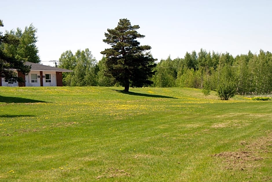 Tantramar Motel