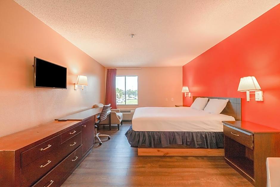 Capital O Fairway Inn - Baytown La Porte TX