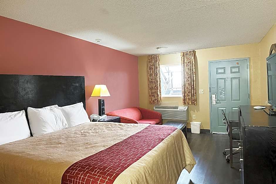 Garden Inn & Suites