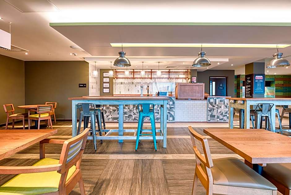 Premier Inn Wokingham Town Centre