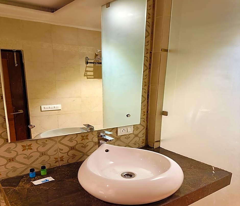 Hotel Himalaya Haridwar @ Har Ki Pauri Road