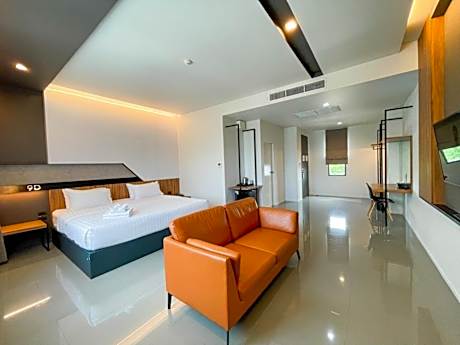 Deluxe Double or Twin Room