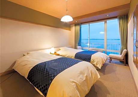 Japanese-Style Room with Tatami area and Ocean View