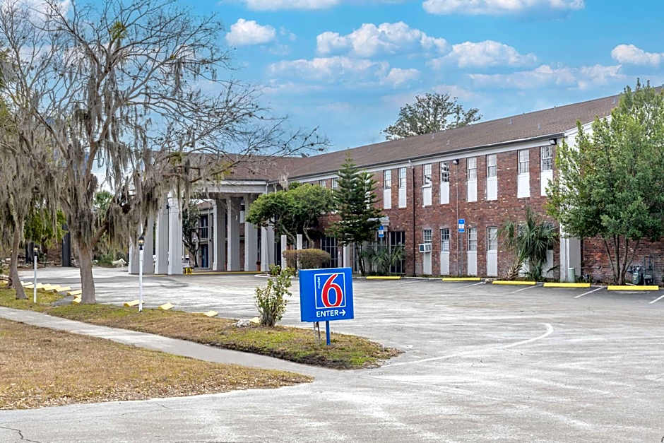 Motel 6 Ocala Conference Center
