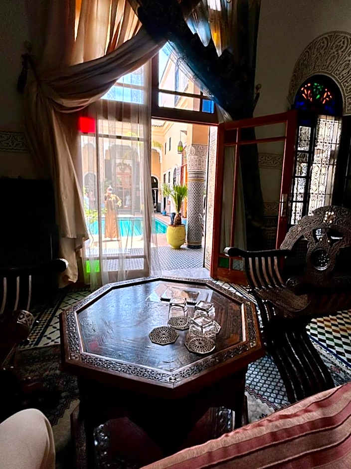 Riad Fes Baraka Piscine & SPA