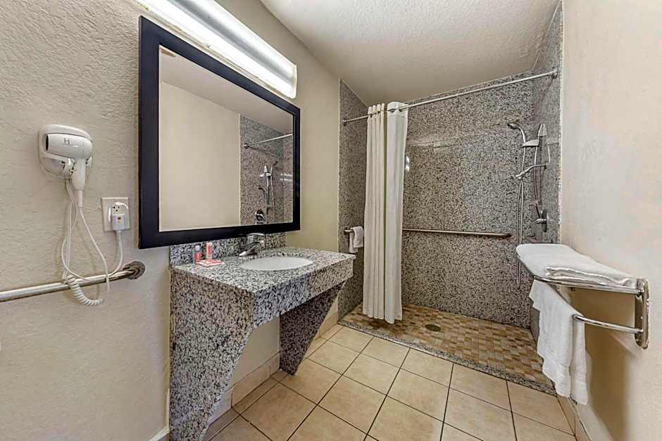 Econo Lodge Near Lackland Air Force Base-SeaWorld