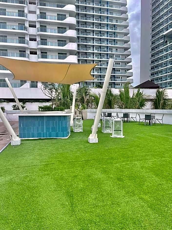 Real Serene Suite by AZURE NORTH