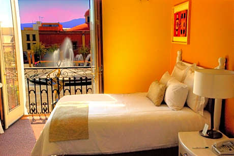 Superior Twin Room with City View