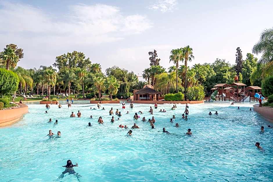 Oasis lodges