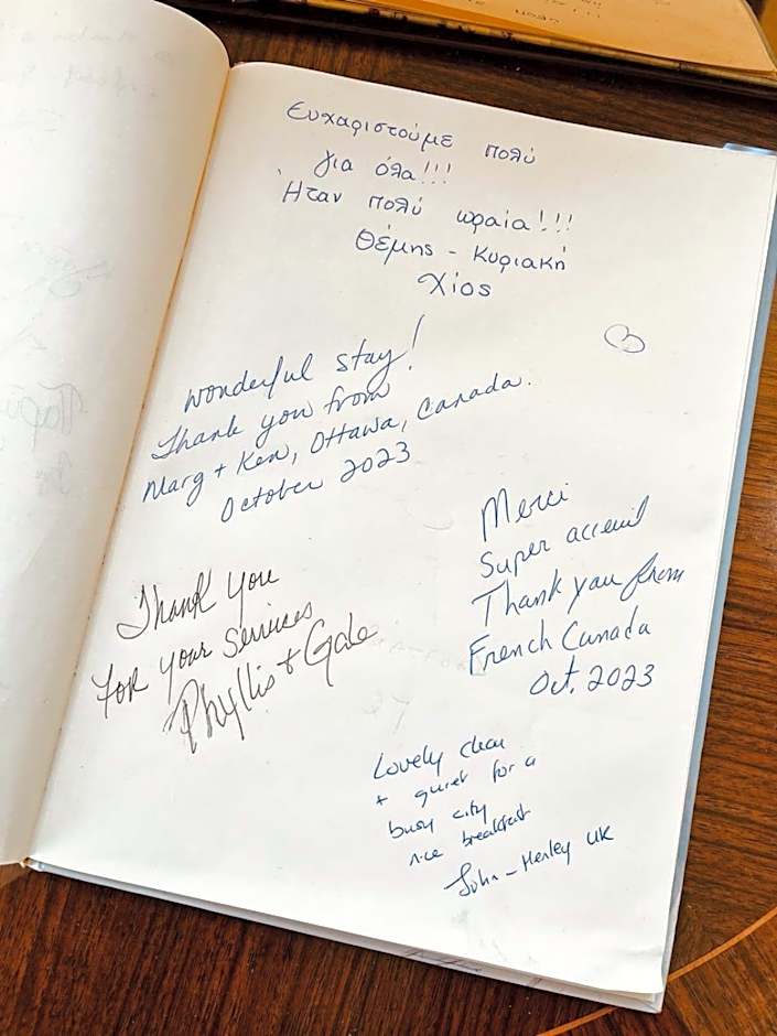 Triton Hotel Piraeus