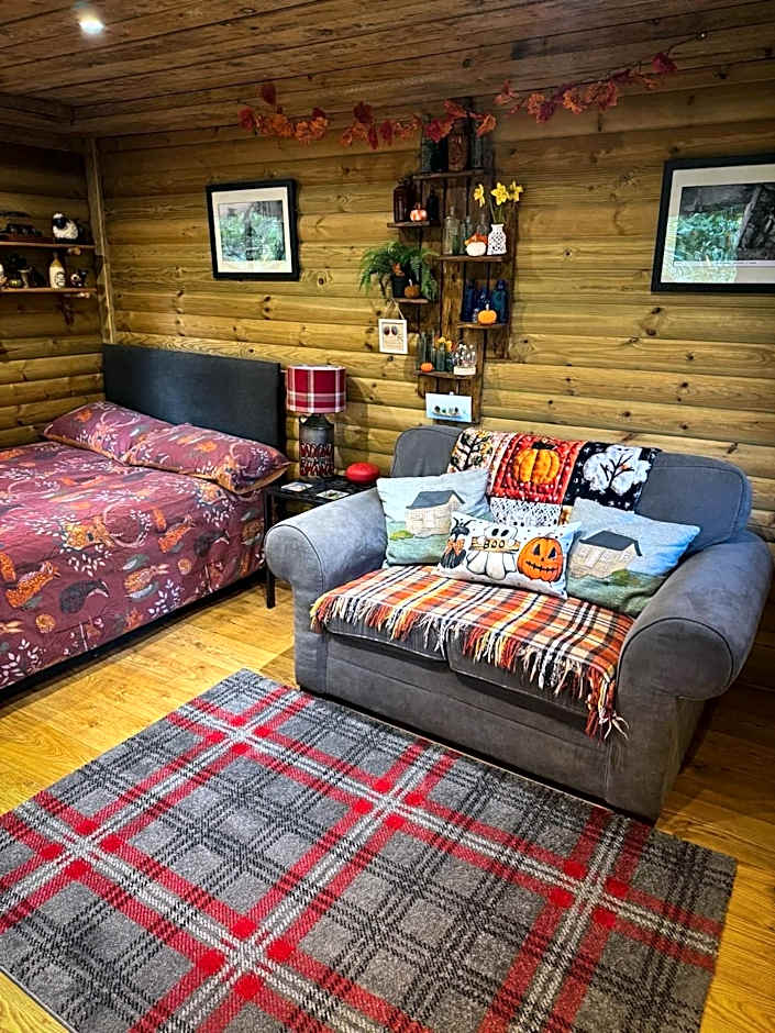 The Miners Log Cabin