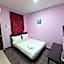 Hotel O Awan Biru Motel