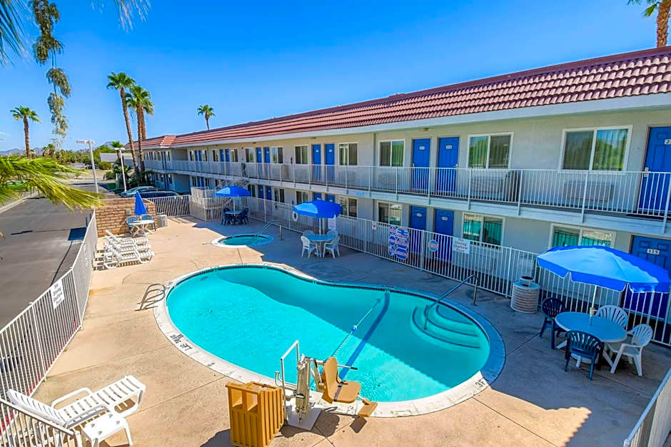 Motel 6 Palm Springs - Rancho Mirage
