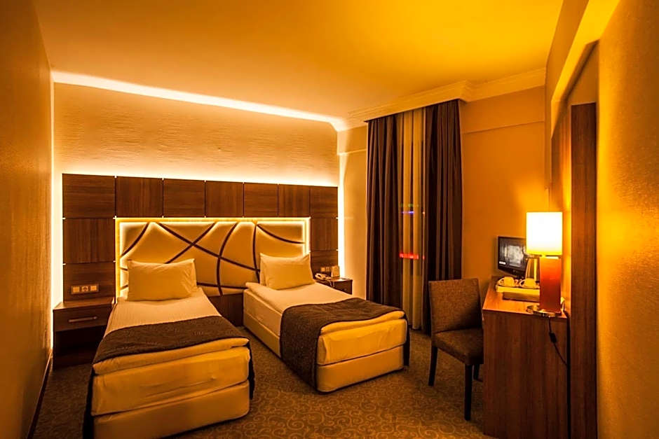 Rumi Hotel