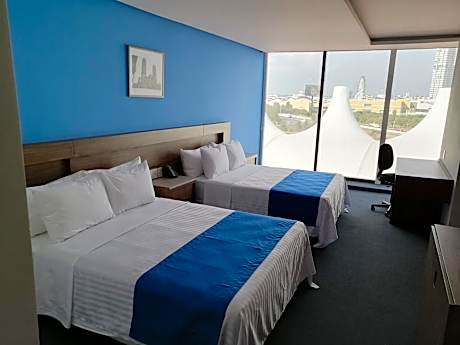 Queen Room with Two Queen Beds - Non-Smoking
