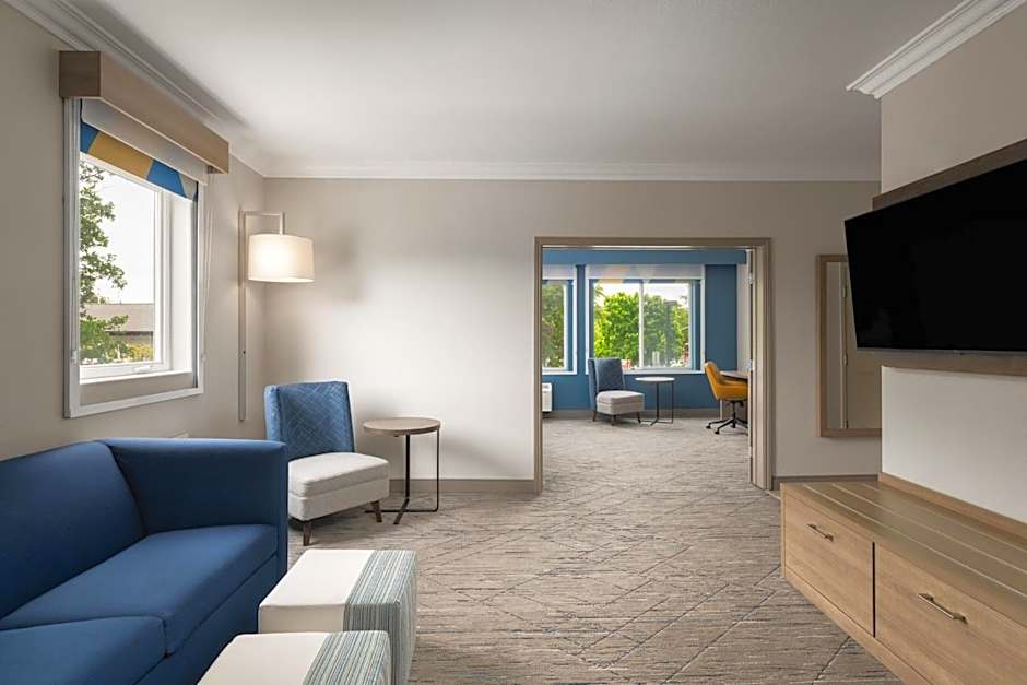 Holiday Inn Express Hotel & Suites - Paso Robles By IHG