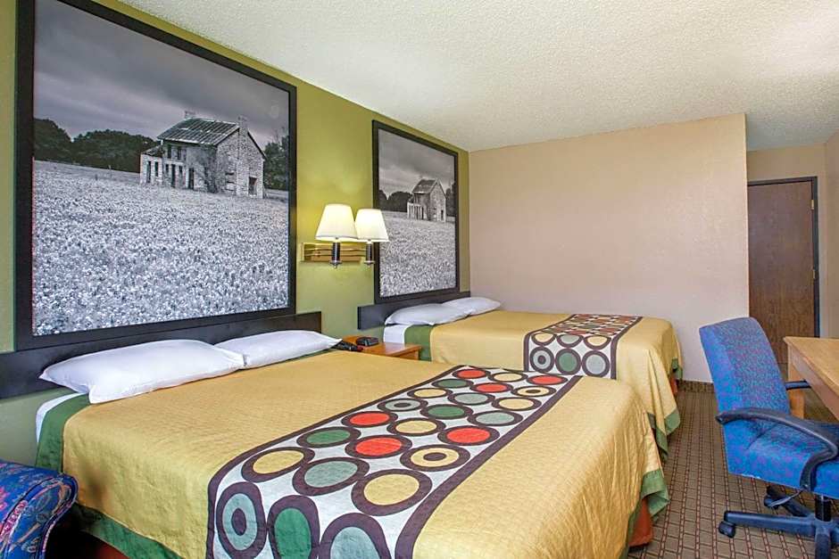 Photo 1 of 7 of 2 Double Beds