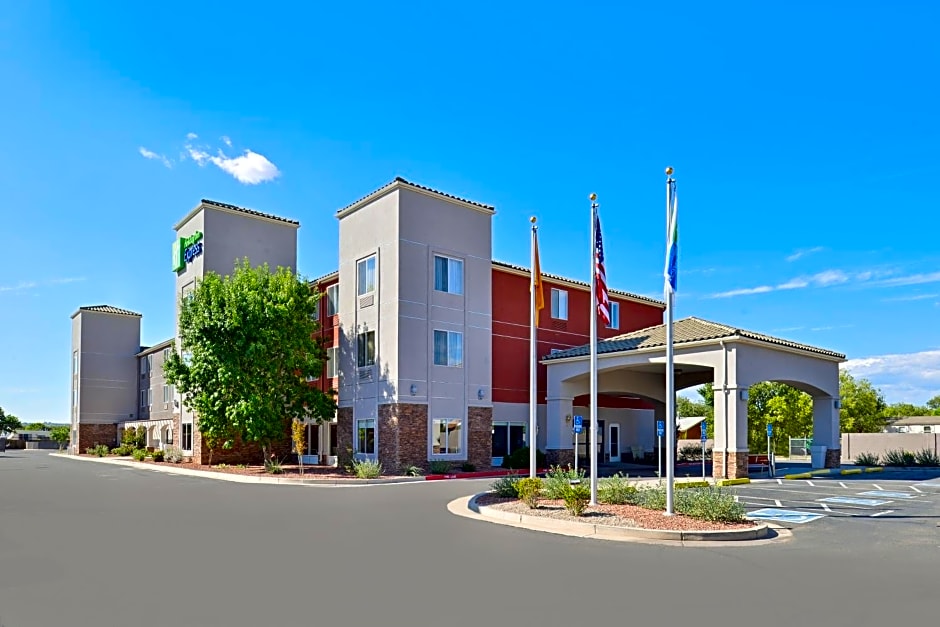 Holiday Inn Express Alburquerque N - Bernalillo