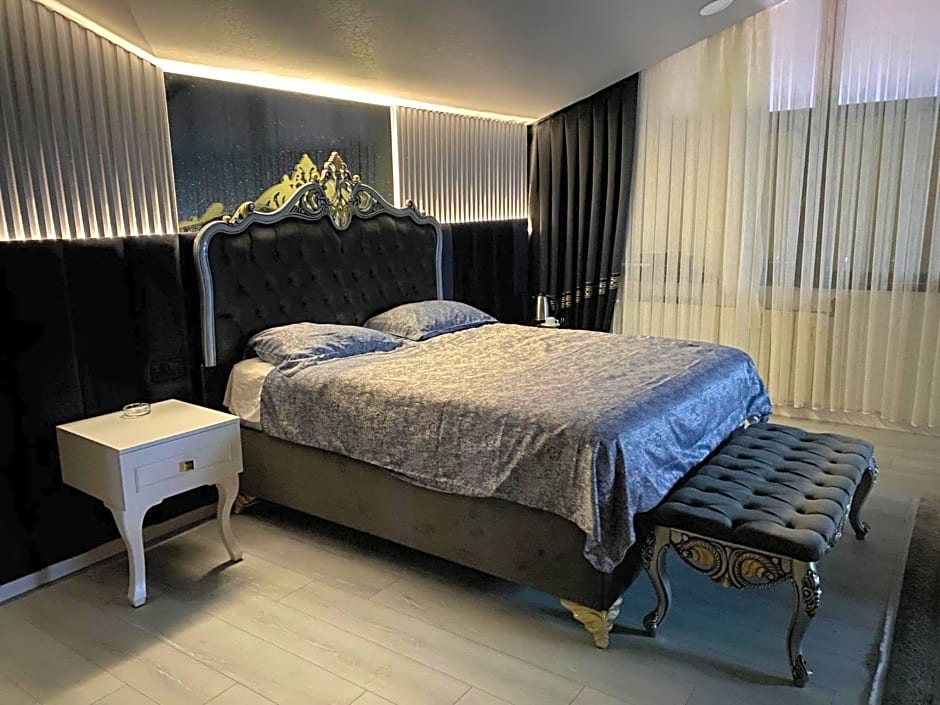 Grand Zara Hotel