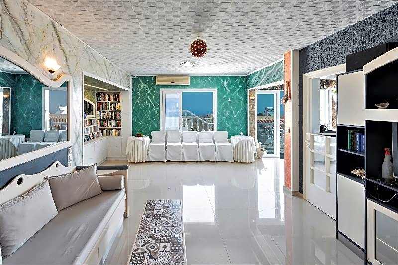 Korifi Suites Collection