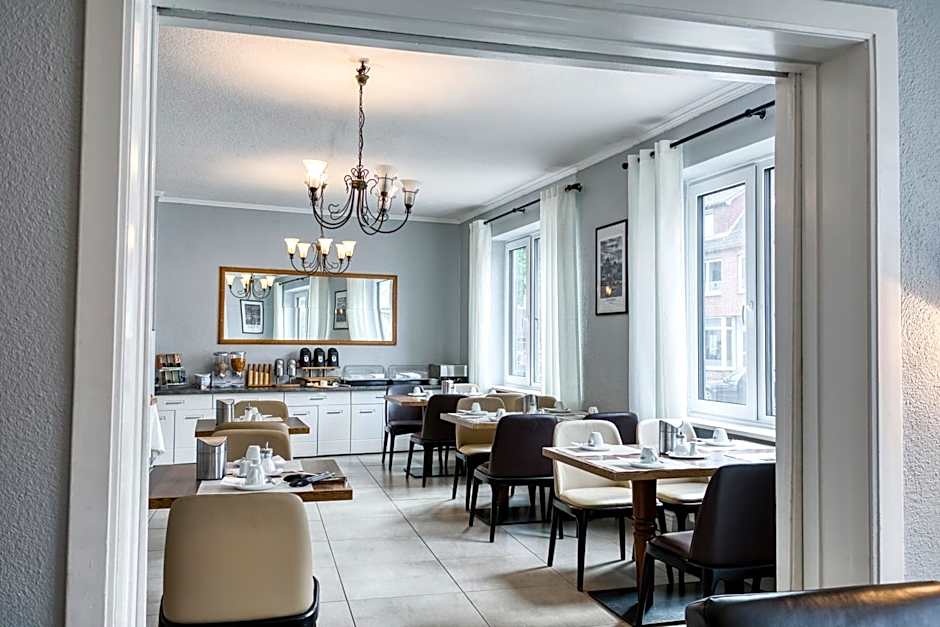 D&D Hotel by Wiggers