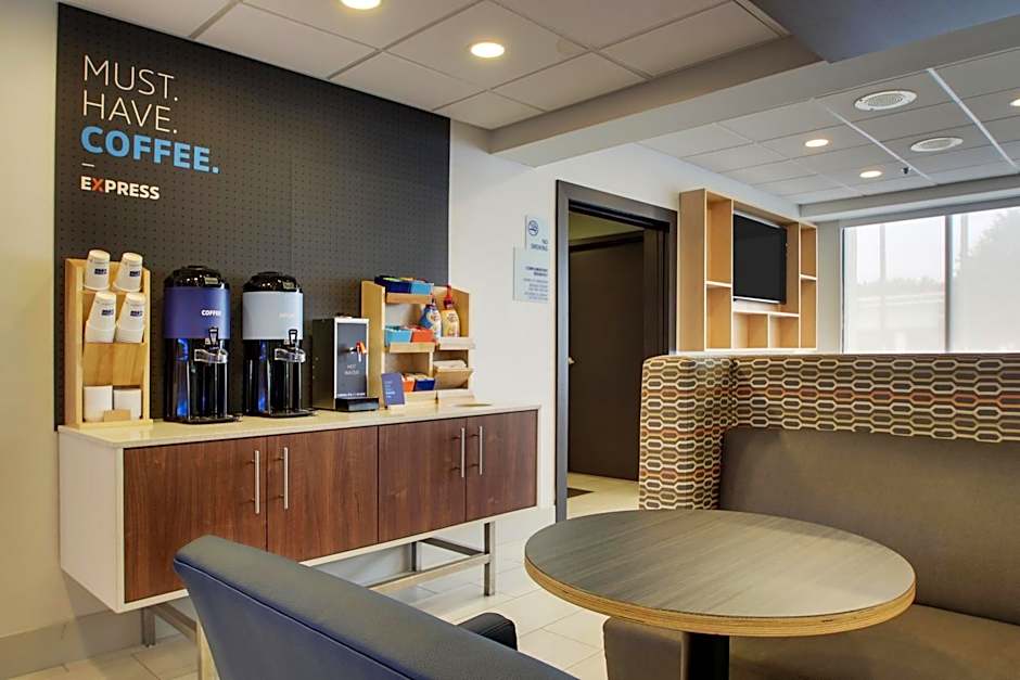 Holiday Inn Express Voorhees - Mt. Laurel By IHG