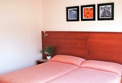 Hotel Sant Quirze De Besora