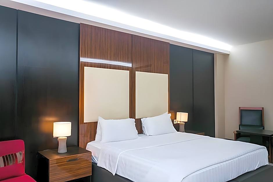 Lagos Oriental Hotel