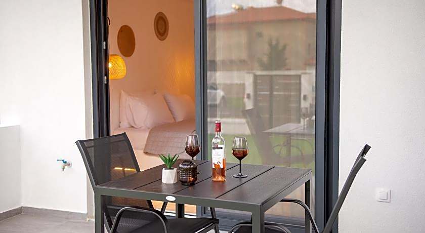 Alios Gaia - Seaside Apartments