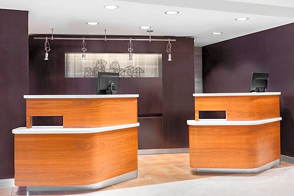 Courtyard by Marriott Bowling Green Convention Center