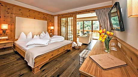 Studio with Sofa Bed